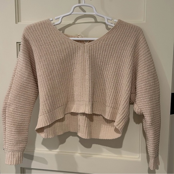 Tilly's Cropped Sweater - Picture 3 of 3